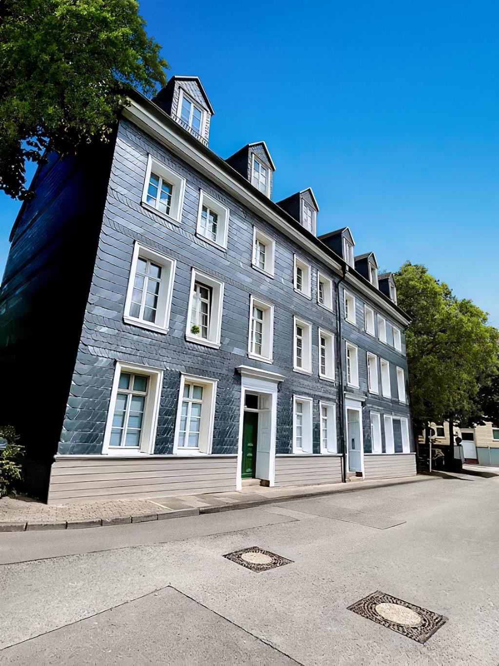 Smart Home - Wuppertal - Perfect For 4 Guests! Central - Netflix - Schwebebahn - Free Parking Zone Екстер'єр фото